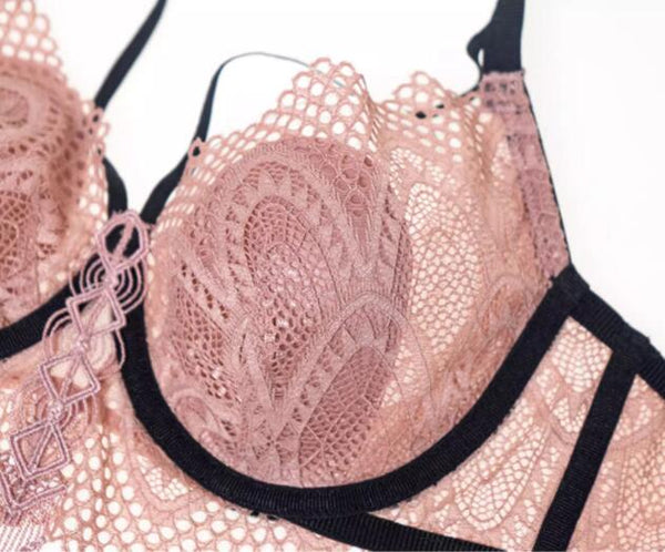AERENEY Thin Petite Strap Lace Bra