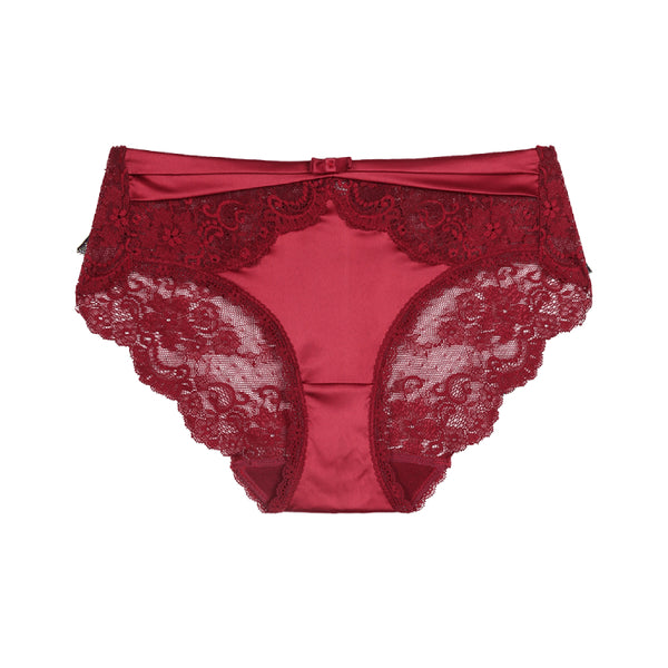 Lace seamless low waisted flat angle pants