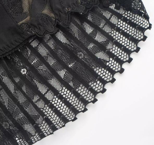 AERENEY Sexy Embroidered Lace Breathable Flat Corner Pants