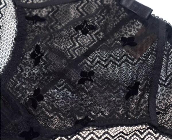AERENEY Sexy Lace Pure Cotton Bottom Low Waist Traceless Flat Corner Pants
