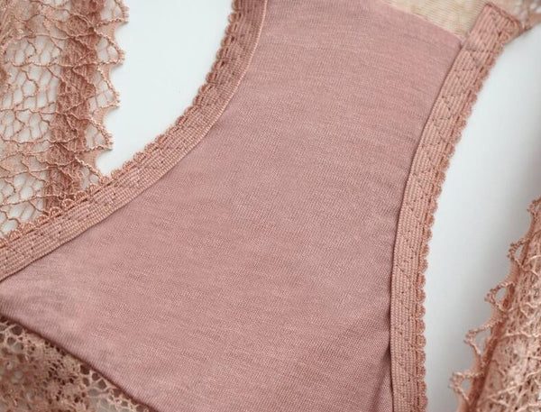AERENEY Sexy Thin Style Traceless Lace Flat Corner Pants