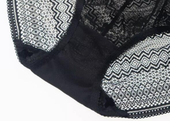 AERENEY Sexy Lace Pure Cotton Bottom Low Waist Traceless Flat Corner Pants